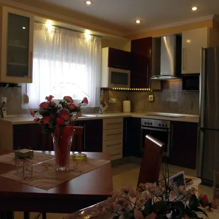 Detached House Fully Equipped